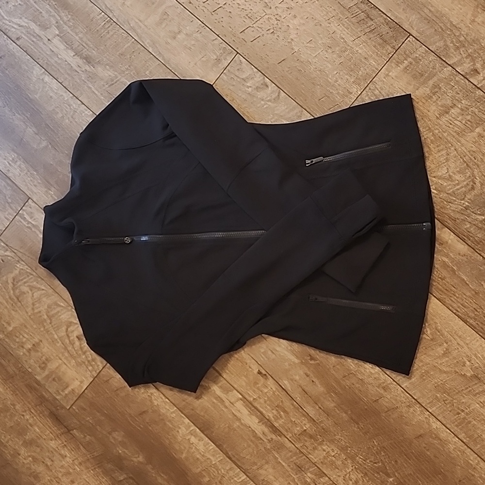 EUC lululemon Define Jacket Black size 8
